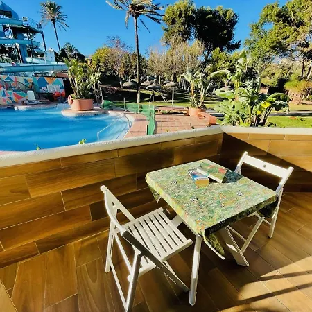 Apartment G&g Benalbeach Pool Views *